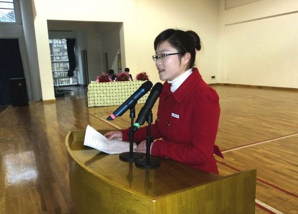 全國(guó)道德模范曹陽(yáng)飛宇事跡報(bào)告感動(dòng)三明九中師生