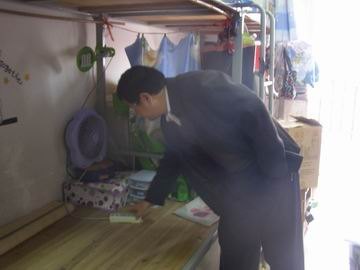 法學院組織寒假前宿舍安全檢查工作