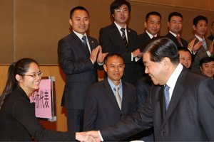 山東旅游職業學院畢業生迪拜接待溫總理