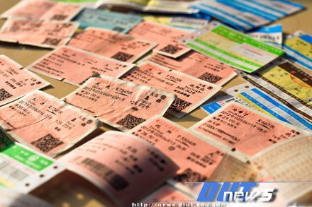 化環(huán)生輔導(dǎo)員行萬(wàn)里訪百生詮釋教育愛(ài)的本質(zhì)