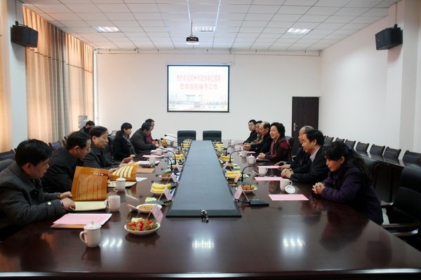 鄭州市政協領導來鄭州職業技術學院視察