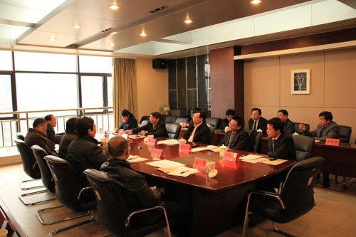 黎川縣政府代表團來景德鎮陶瓷學院參觀考察