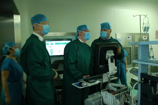 美國約翰•霍普金斯醫院神經外科專家訪問西京醫院