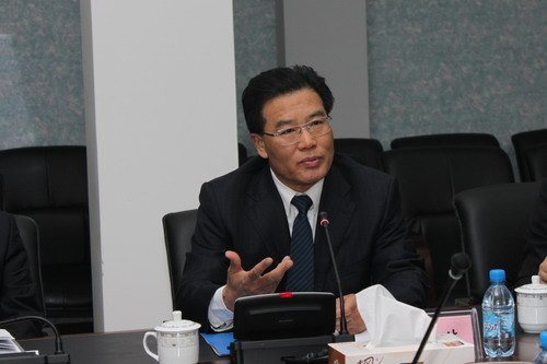 遼寧省委副書記夏德仁蒞臨遼寧大學視察指導工作