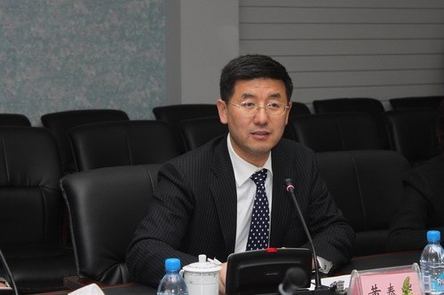 遼寧省委副書記夏德仁蒞臨遼寧大學視察指導工作