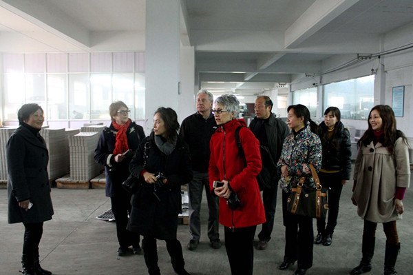 荷蘭學院專家到許昌學院進行中加合作辦學專業(yè)評估