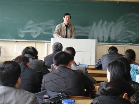 安徽工業(yè)大學(xué)工商學(xué)院學(xué)習(xí)傳達(dá)第19次省高校黨建暨2012年度高教工作會議精神