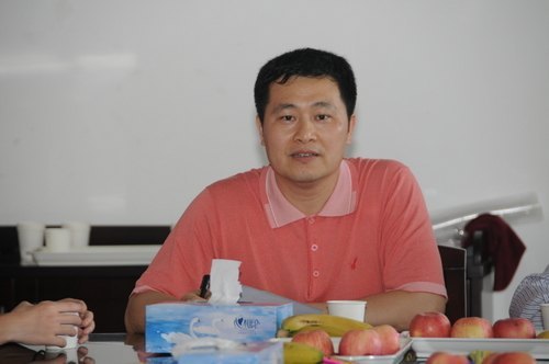 廣東石油化工學院舉行2011學年國家獎學金獲獎學生座談會