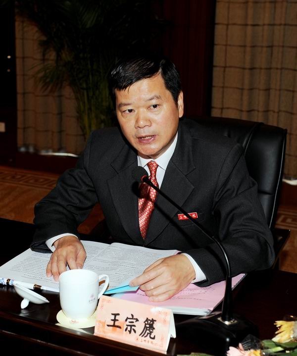 三明學院召開2012年科研工作暨產(chǎn)學研合作教育推進會