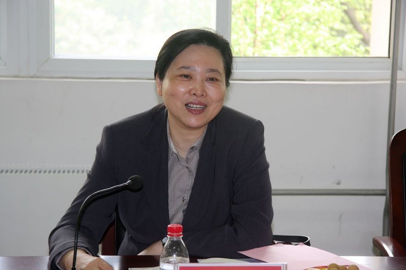 河南省教育廳廳長(zhǎng)王艷玲一行到許昌學(xué)院考察指導(dǎo)工作