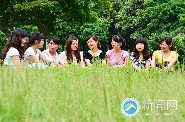 多家媒體采訪湖南科技大學(xué)“最牛考研寢室” 挖掘花開背后的故事