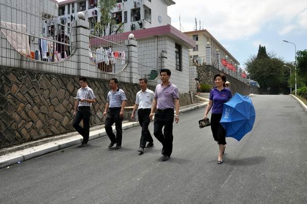 У�I���쿴У�@�����Ŀ