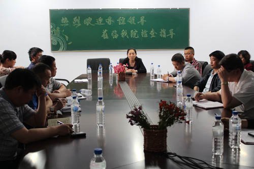 學生管理服務中心及相關人員到管理學院觀摩座談