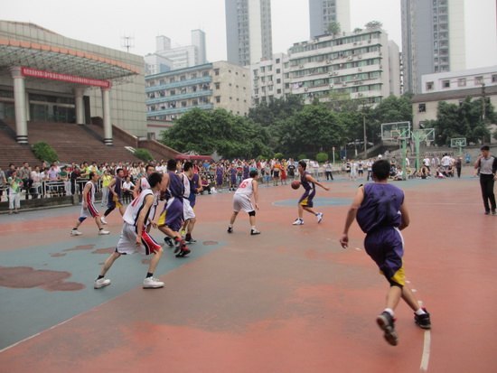 重慶醫(yī)科大學(xué)教職工籃球賽圓滿結(jié)束