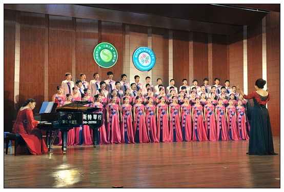 音樂學院參加省“三晉之春”合唱比賽獲金獎載譽歸來
