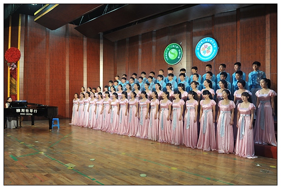 音樂學院參加省“三晉之春”合唱比賽獲金獎載譽歸來