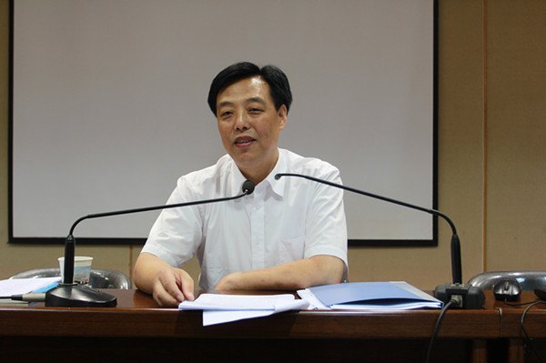 省委高校工委組織處肖慎鋼處長來武漢工程大學做報告