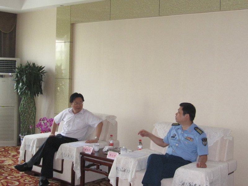 校黨委副書記蔡光興赴空軍預警學院參觀訪問