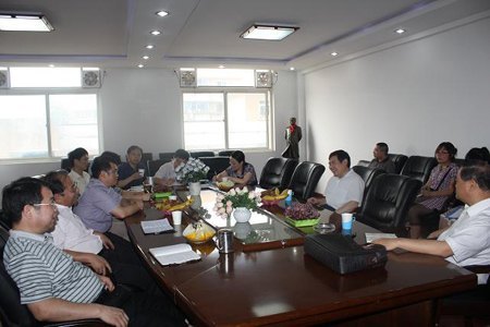 高文兵書記指導思想政治理論教學和學科建設