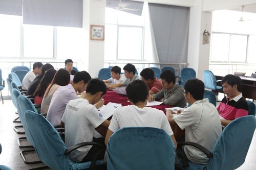 校學生會組織學生專題學習江西省學生聯合會第八次代表大會精神