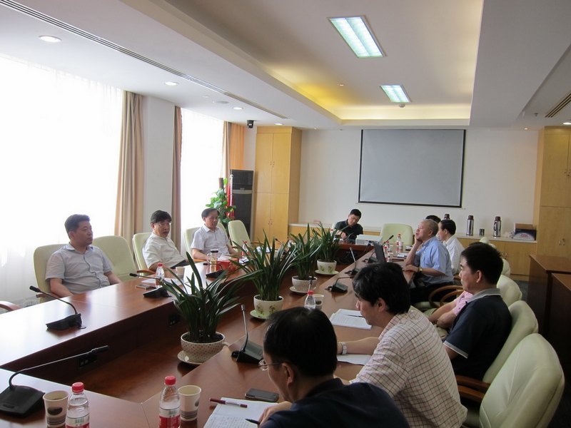 徐明稚校長主持召開輕質結構復合材料科研樓建設工作協調會