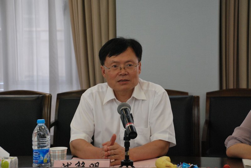 東華大學(xué)舉行2012年西部計(jì)劃志愿者歡送會(huì)