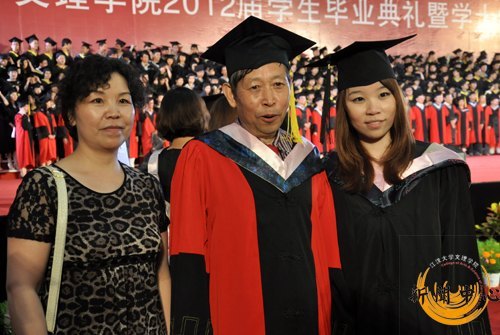 【組圖】江漢大學文理學院2012屆畢業典禮暨學士學位授予儀式花絮