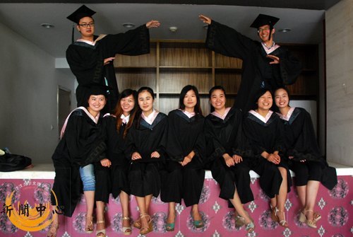 【組圖】江漢大學文理學院2012屆畢業典禮暨學士學位授予儀式花絮