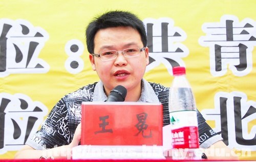 恩施州2012年大中專學生暑期社會實踐活動出征儀式在湖北民族學院舉行