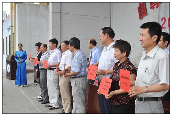 晉中學(xué)院隆重舉行2012屆本專(zhuān)科學(xué)生畢業(yè)典禮