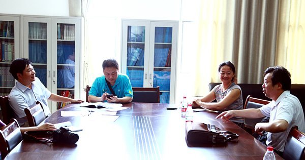 央視來校借智 鄂南文化研究中心捧出“茶文化”