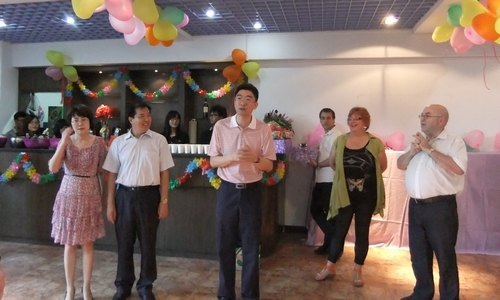 惠州學院外籍教師答謝學院領導  彭永宏院長參加答謝聚會