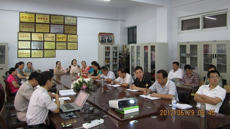 暑期期間許昌學院各院部積極開展教師培訓工作