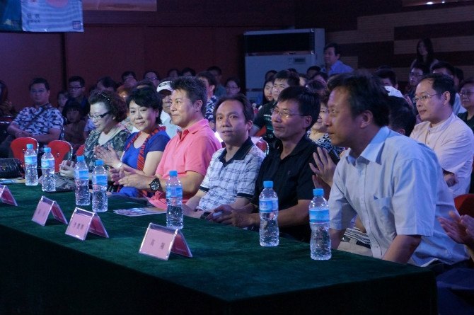 南藝畢業生傾情導演公益微電影