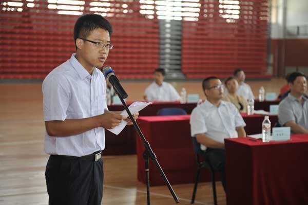 長春建筑學院隆重舉行2012屆畢業典禮暨學位授予儀式