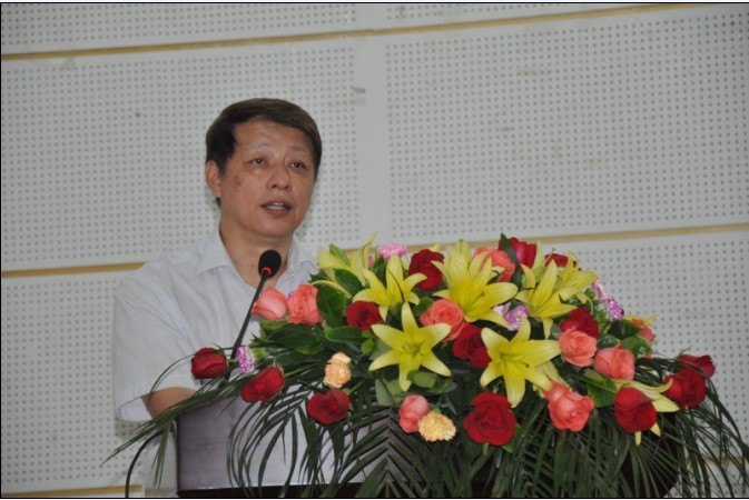 學院隆重召開2011-2012學年總結暨表彰大會