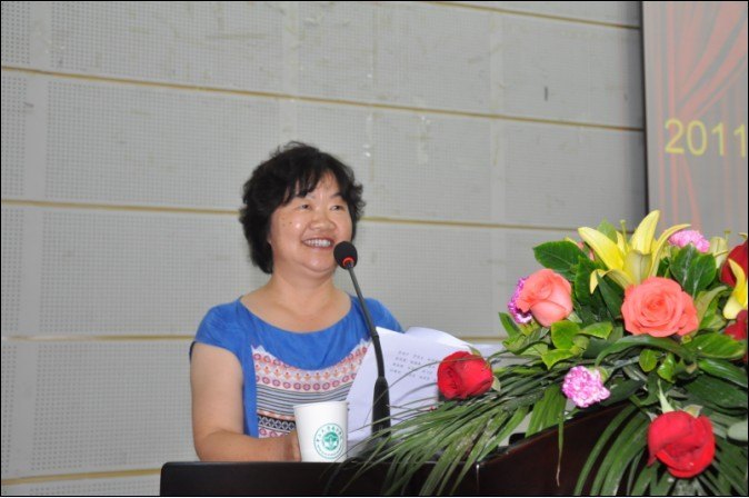 學院隆重召開2011-2012學年總結暨表彰大會