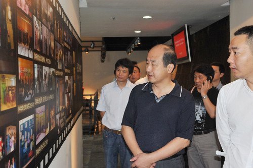 校黨委書記周應(yīng)佳走訪粵港澳校友會(huì)