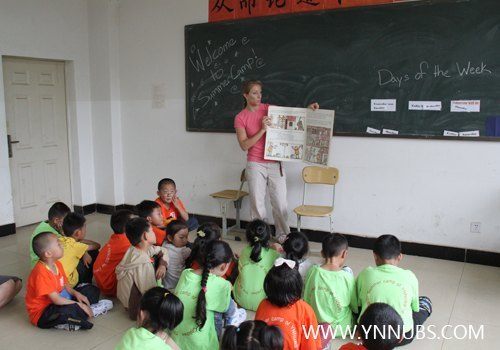 夏令營課堂趣味無限 西方婚禮大放異彩