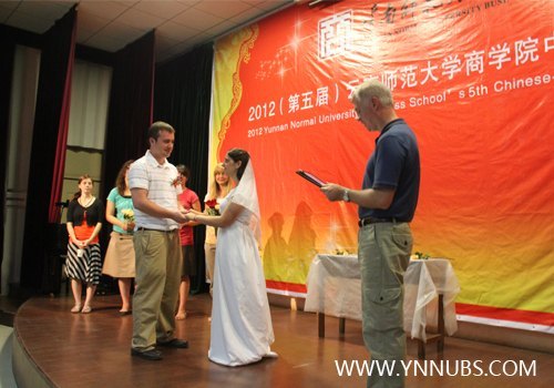 夏令營課堂趣味無限 西方婚禮大放異彩