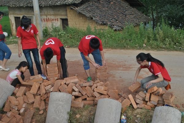 湖南科技大學(xué)“三下鄉(xiāng)”邵陽愛心支教活動(dòng)圓滿結(jié)束