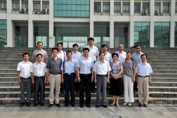 校黨委書記馬國防率團考察合肥學院