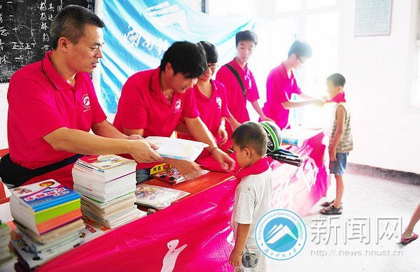 高椅古村來了群攝影人