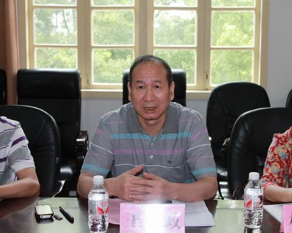 校領(lǐng)導(dǎo)率團(tuán)考察湖南文理學(xué)院