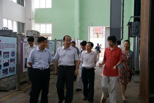 校黨委書記周應佳走訪中鐵大橋局橋梁科學研究院