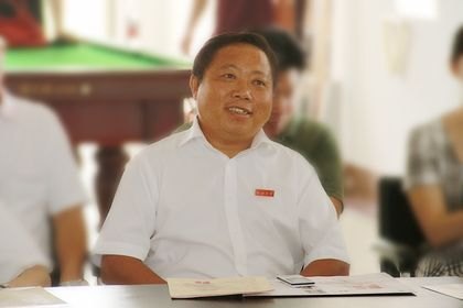 學(xué)校召開(kāi)女子合唱團(tuán)慶功座談會(huì)