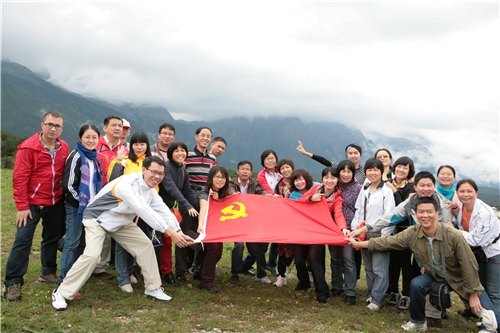 【豐湖黨旗紅】服裝系黨總支組織教師赴云南考察學習