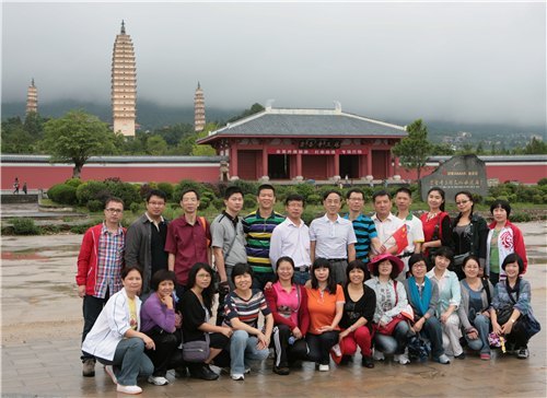 【豐湖黨旗紅】服裝系黨總支組織教師赴云南考察學習