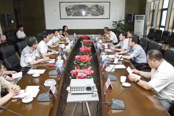 棗莊市山亭區(qū)黨委書記王常勝一行回訪煙臺大學(xué)