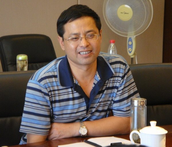 葉觀榮同志任景德鎮陶瓷學院黨委委員、紀委書記